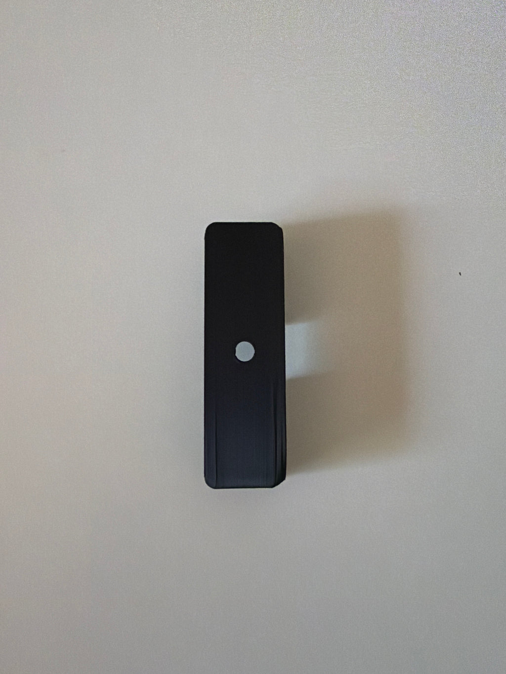 Reel wall mounts