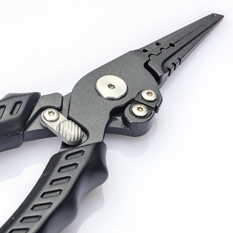 SaltStrike Pliers