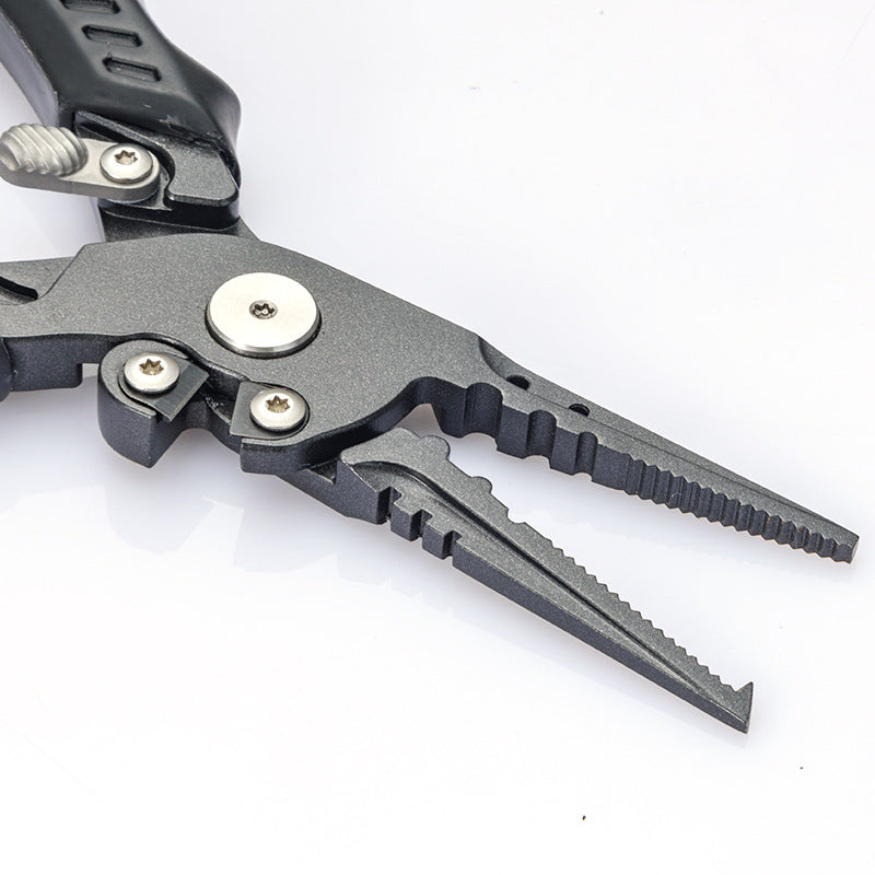 SaltStrike Pliers